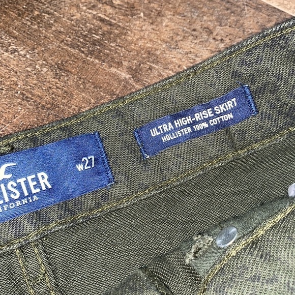 Hollister jean skirt ultra high rise 27 waist snake print green & black pockets‎ - Picture 3 of 5